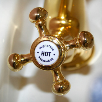 Bathroom tap replace in Vintry